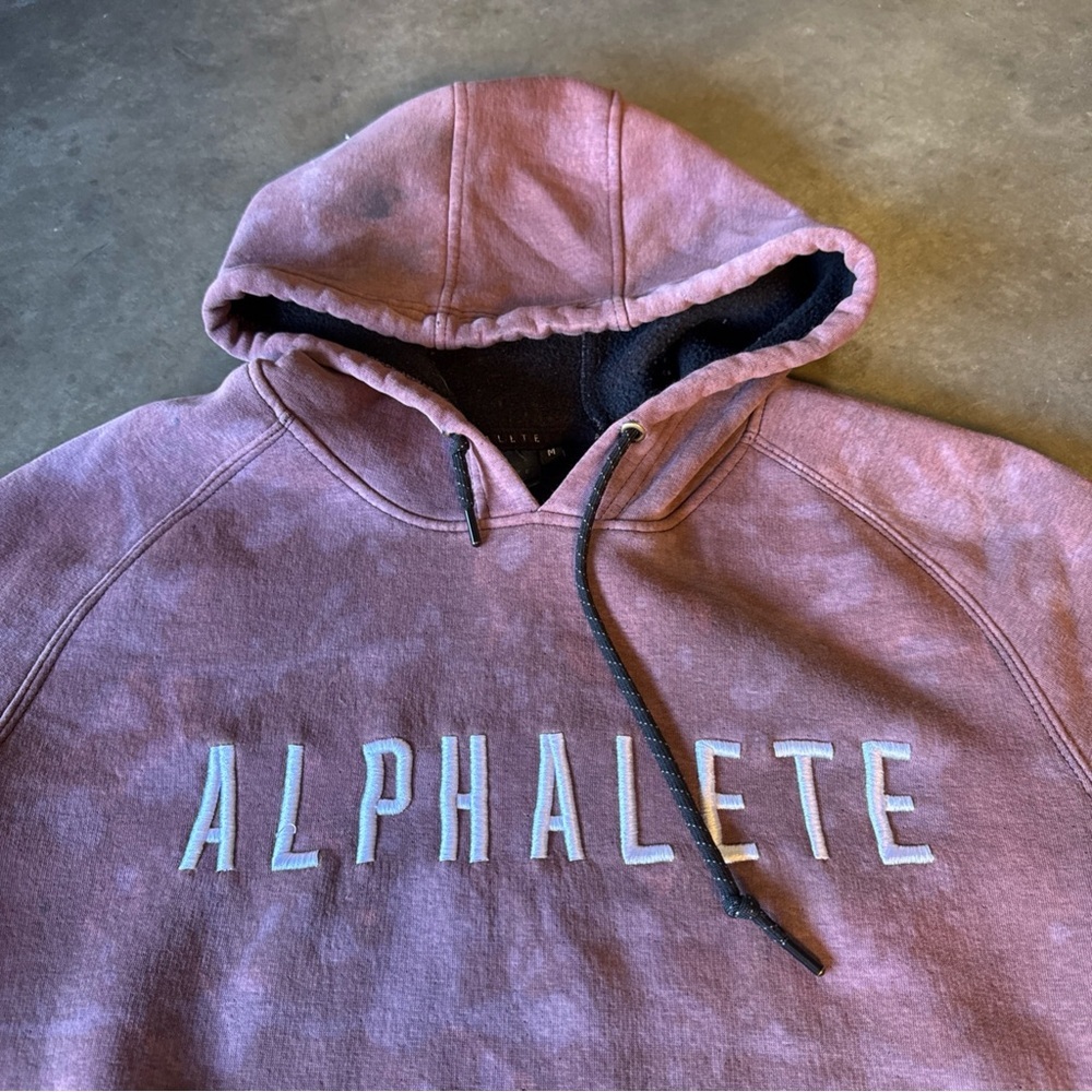 Alphalete Core Sweater Men Medium Adult Red Hoodie Pocket Pullover‎ Drawstring - Picture 3 of 10